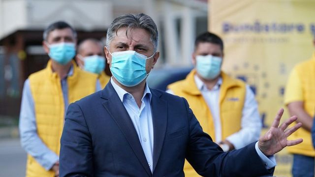 Șeful PNL Neamț, deputatul Mugurel Cozmanciuc, trimis în judecată pentru trafic de influență
