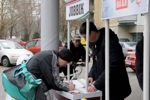 Már nyomoznak a Jobbik ügyében