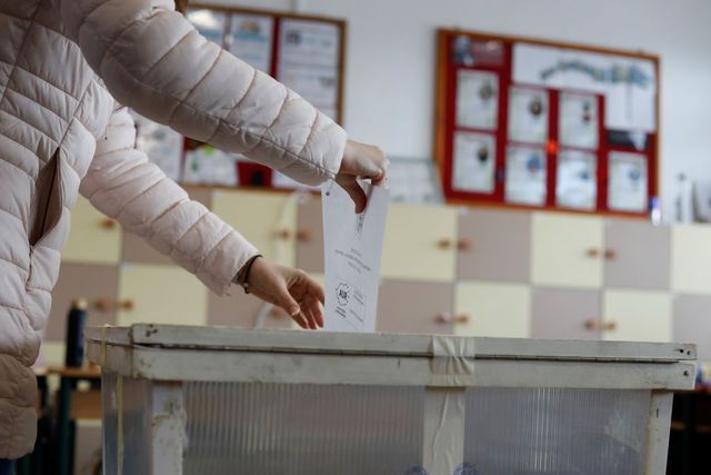 AUR refuză să-l recunoască pe Nicușor Dan președinte și nu va participa la formarea Guvernului