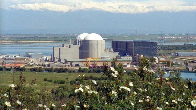 Iberdrola, Endesa y Naturgy notifican al Gobierno su intención de prorrogar la vida de la central nuclear de Almaraz