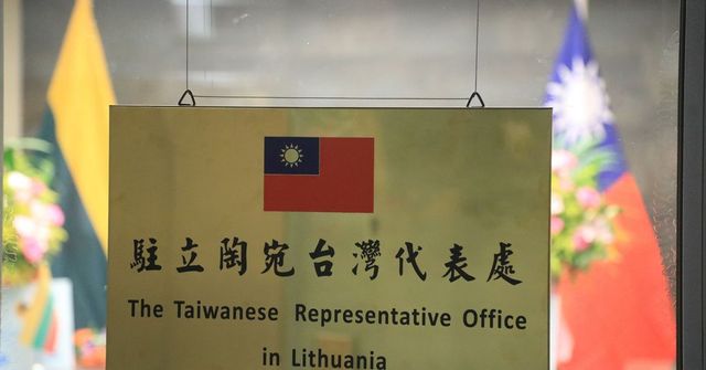 Tajvan miatt nem küld Kína nagykövetet Litvániába