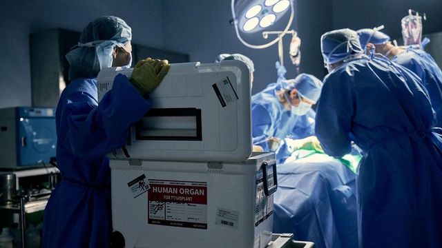 Gravemente obesa e malata di tumore, salvata al Pascale di Napoli