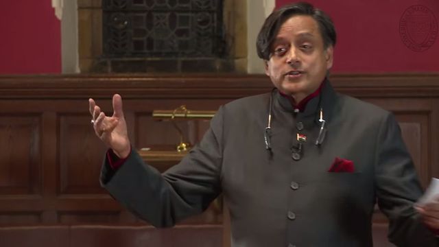 Kamal Nath should get same 'benefit of doubt' as Narendra Modi: Shashi Tharoor