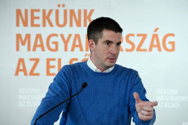 A veszélyhelyzet meghosszabbítását kéri a Fidesz