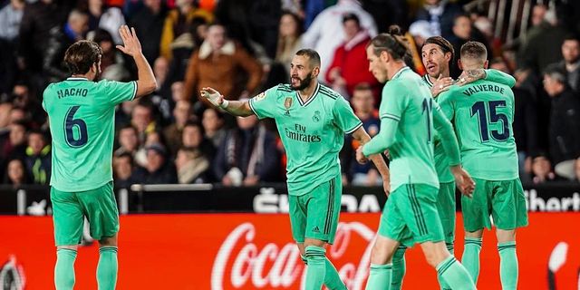 Benzema Salvages Draw For Real Madrid At Valencia With Clasico Looming