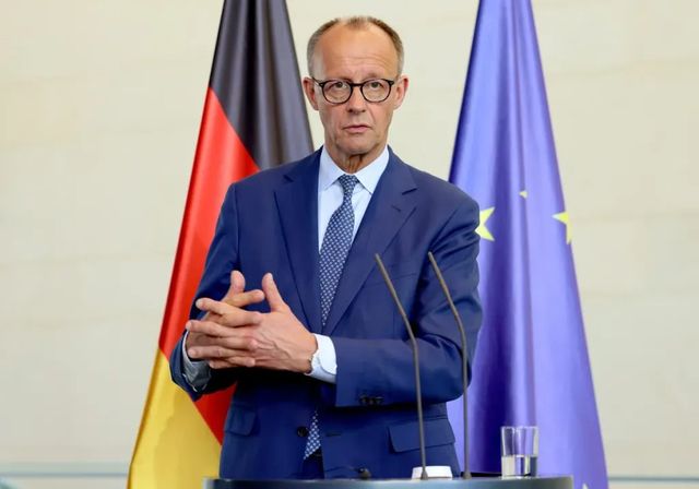 Merz amenaza de nuevo a Putin con severas sanciones de la Unión Europea