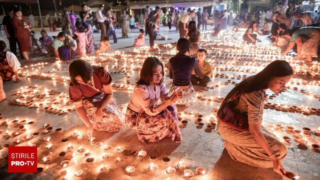 Cel puțin 24 de oameni au fost uciși, după ce două bombe au fost aruncate dintr-o parapantă motorizată la un festival din Myanmar