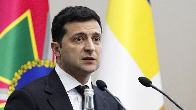Зеленский внес в раду законопроект о децентрализации власти