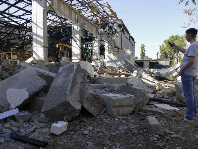Kiev, 'abbiamo un drone segreto, distrutte armi per 7 milioni'