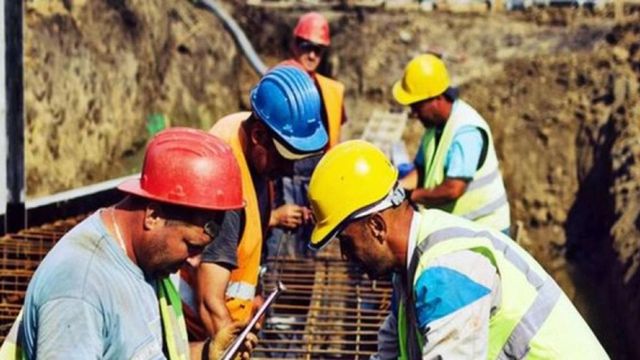 România este în topul țărilor cu cel mai mare număr de ore lucrate pe săptămână