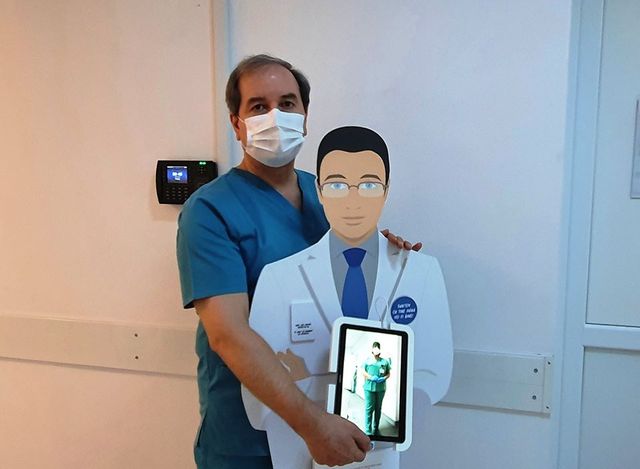 Echipă sanitară virtuală la Spitalul Militar