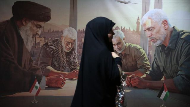 Irán suspende la obligación para las mujeres de llevar el velo islámico en público