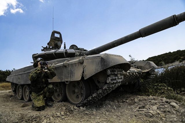 Как проходят масштабные военные учения ”Центр-2019″