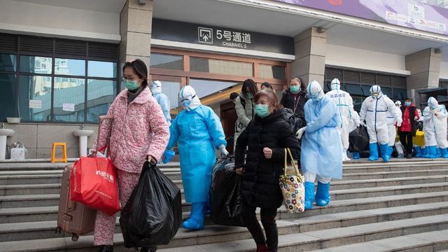 Koronavírus - Egyes vállalatok ismét megkezdhetik tevékenységüket a közép-kínai Vuhanban