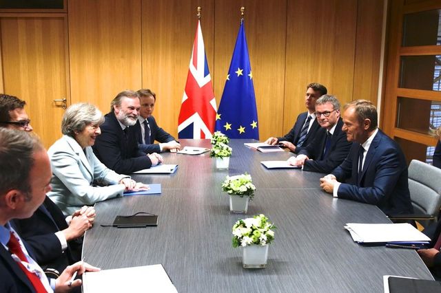 Uniunea Europeană și Marea Britanie au ajuns la un acord asupra proiectului unei declarații privind relațiile post-Brexit, anunță Tusk