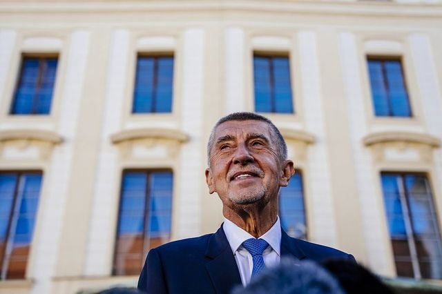 Babiš telefonoval se Zelenským, vyjádřil mu podporu