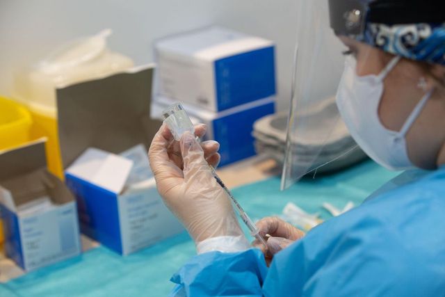 79.200 doze de vaccin Moderna au sosit miercuri în țară