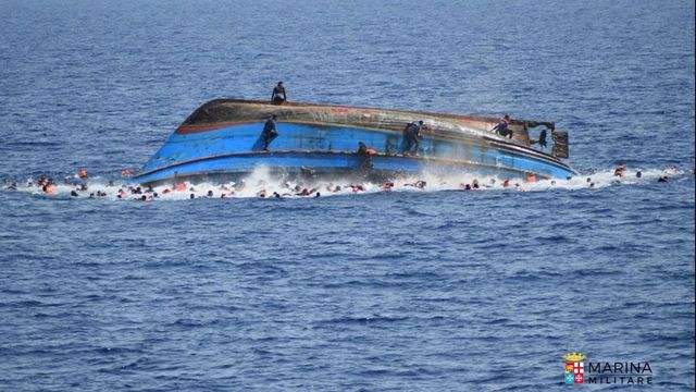 Naufragio al largo della Tunisia, 40 morti, 30 soccorsi