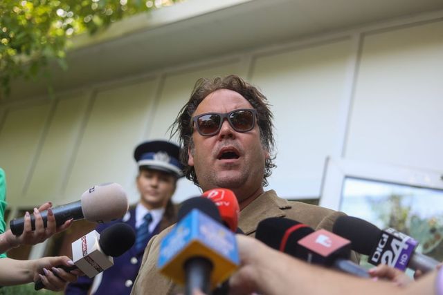 Charlie Ottley încă așteaptă cetățenia română, la cinci ani de la depunerea dosarului