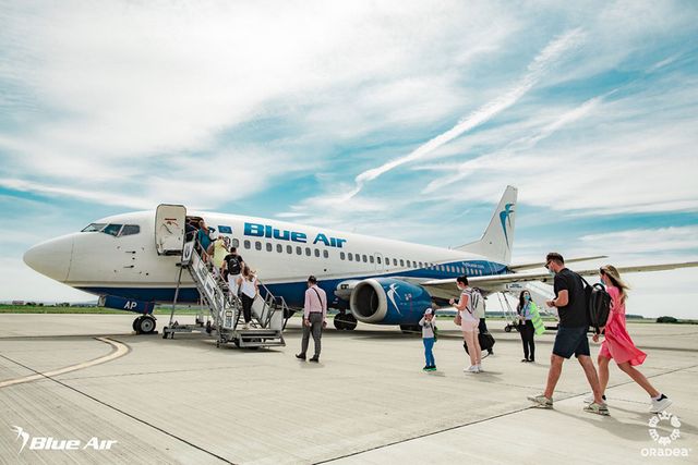 Blue Air va relua din toamna cursele pe ruta Bacau-Torino