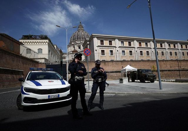 El Vaticano se aísla para el cónclave: sellos de plomo, sistemas anti-hackers y sin señal telefónica