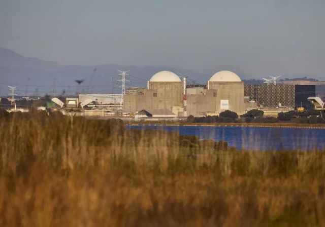 Sánchez deja en el tejado de las nucleares un nuevo calendario de cierre, pero bajo unas condiciones que las eléctricas rechazan