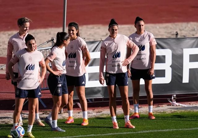 La era Sonia Bermúdez comienza con un test de altura