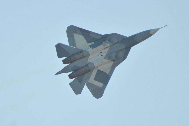 Un avion de vânătoare chinez a șicanat un avion de recunoaștere militar american