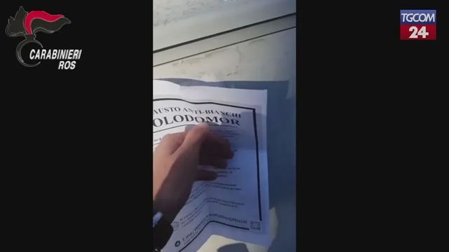 Gruppi online di estrema destra, arrestato 21enne