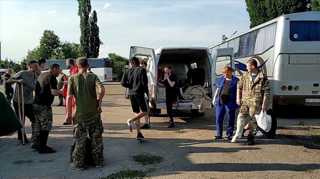 Rusia și Ucraina au finalizat un schimb de prizonieri în urma unui acord direct
