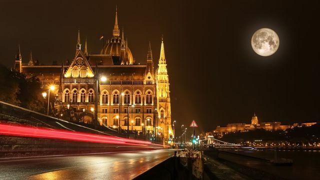 Felminősítette Magyarországot a Standard & Poor's