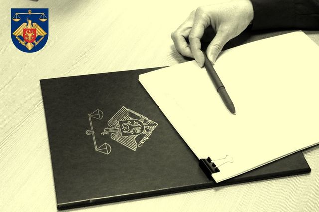 Un bărbat din Ungheni a fost condamnat la 10 ani de închisoare după ce și-a omorât tatăl în bătaie