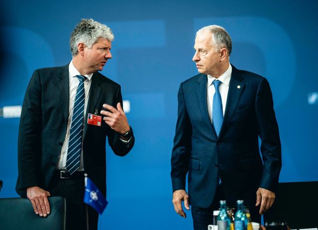 Un oficial NATO a stârnit furia ucrainenilor după ce a sugerat că ar trebui să cedeze teritorii în schimbul aderării la alianță