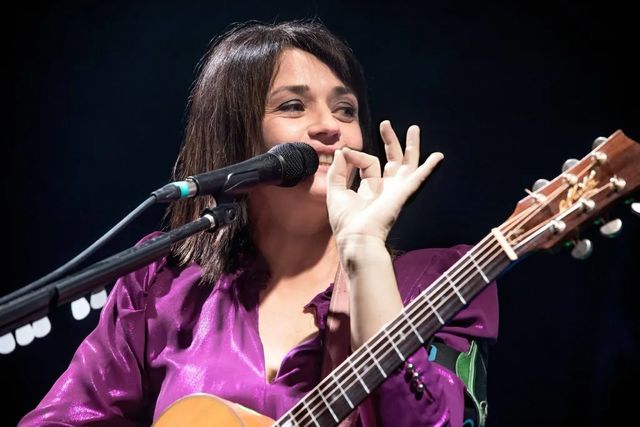 Gaza, Carmen Consoli: “Meloni fa il gioco delle tre carte”