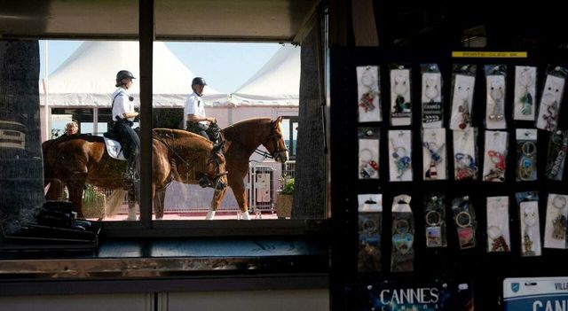 Dopo Cannes, incendiata nella notte una cabina elettrica a Nizza