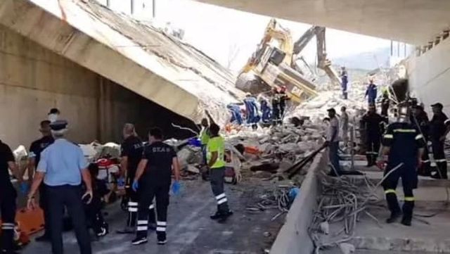 Un pod s-a prăbușit în Grecia, există răniți prinși sub dărâmături