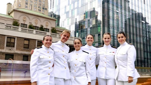 Las bonitas imágenes de la Princesa Leonor con sus compañeros en Nueva York antes de despedirse de ellos