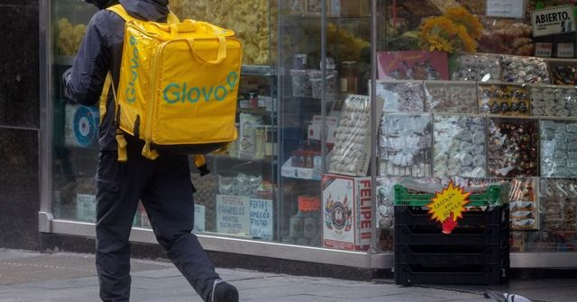 La continuidad de Glovo en España, en duda por las multas millonarias a su modelo laboral