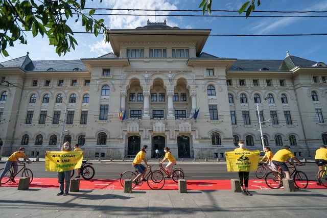 Greenpeace a cerut creșterea numărului de piste de biciclete din București