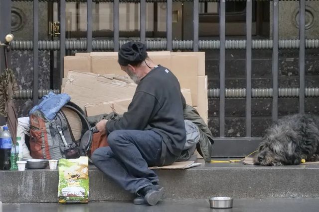 In povertà assoluta 5,7 milioni di persone, in gran parte stranieri