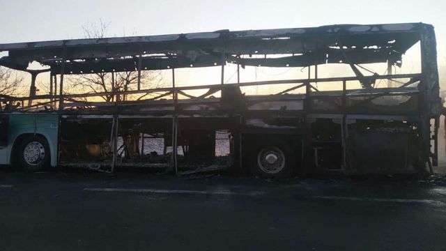Рейсовый автобус из Бухареста загорелся прямо на трассе