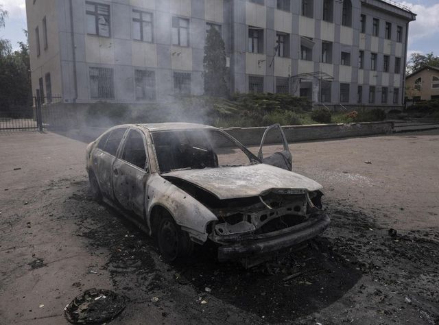 Kiev, almeno tre morti e due feriti per i raid russi nel Donetsk