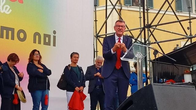Incontri finti, solo governo Landini finora