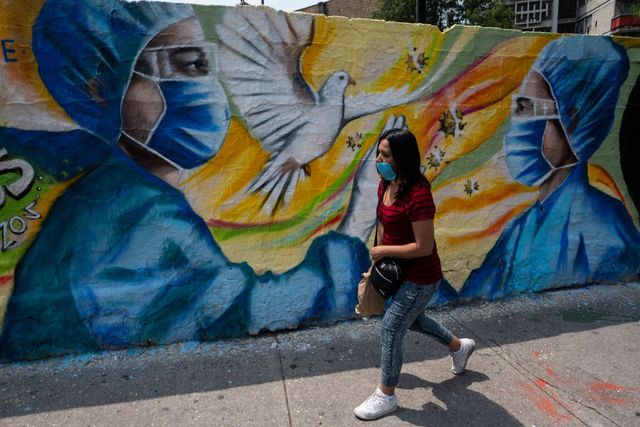 Mexikóban már több mint 70 ezren haltak meg a járványban