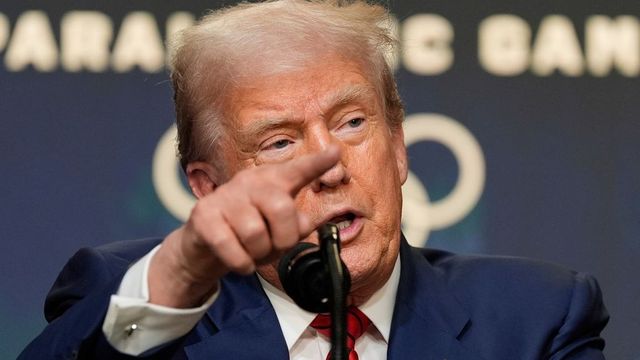 Trump, Apple to announce fresh $100 billion US investment