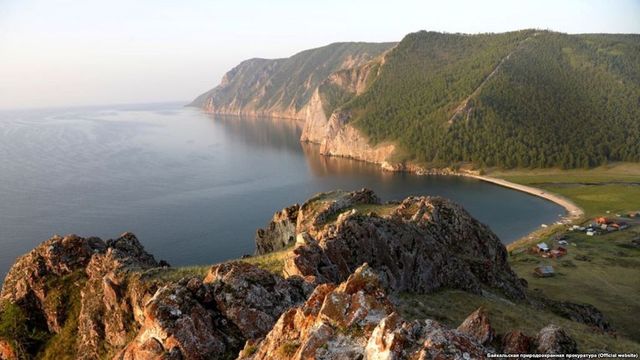 Прокуратура приостановила строительство завода на Байкале
