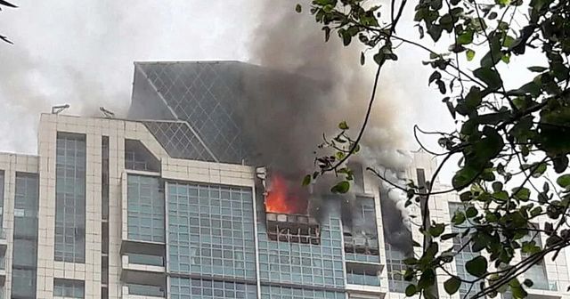 Fire Breaks Out At Shopping Centre In Mumbai, 14 Fire Engines At The Spot