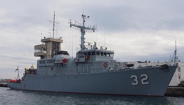Три фирми подадоха оферти за покупка на кораб за ВМС