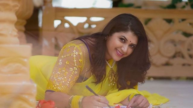 Kannada actor Pavithra Jayaram dies on the spot in road accident, family injured