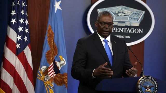 Felháborodott a Pentagon a védelmi miniszter prosztatarákja miatt